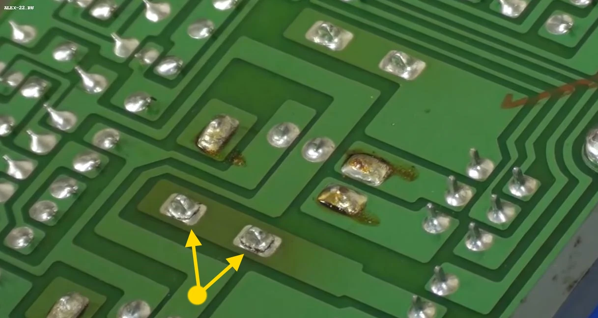 loose soldering in relay drl honda, холодная пайка в блоке DRL honda